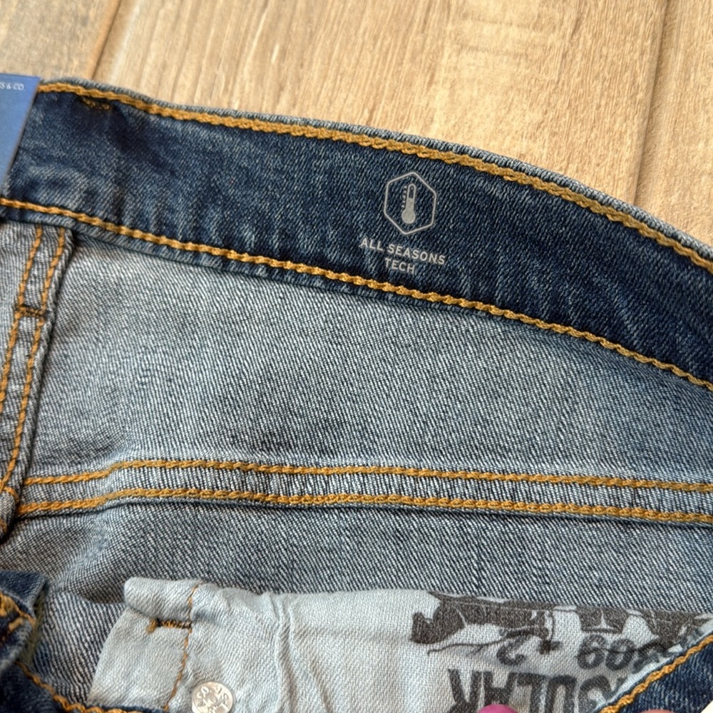 Levi's Men's Classic Blue Straight Jeans - Picture 7 of 11